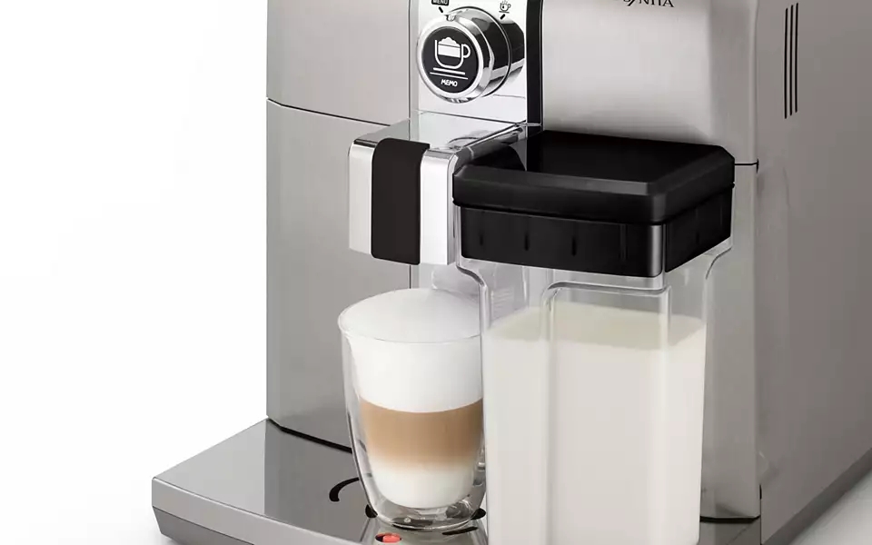 SUPER-AUTOMATIC ESPRESSO MACHINE