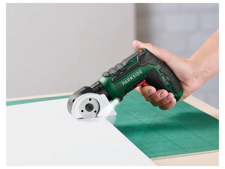 PARKSIDE Visseuse sans fil avec embouts interchangeables PAS D7