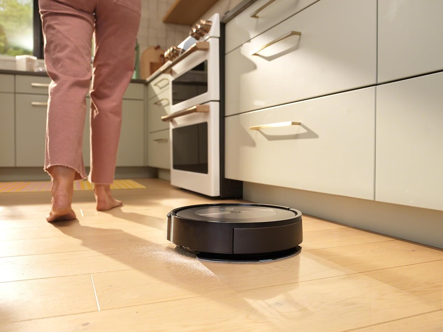 iRobot Roomba Combo j5+ (j5576) Vacuum and Mop Robot