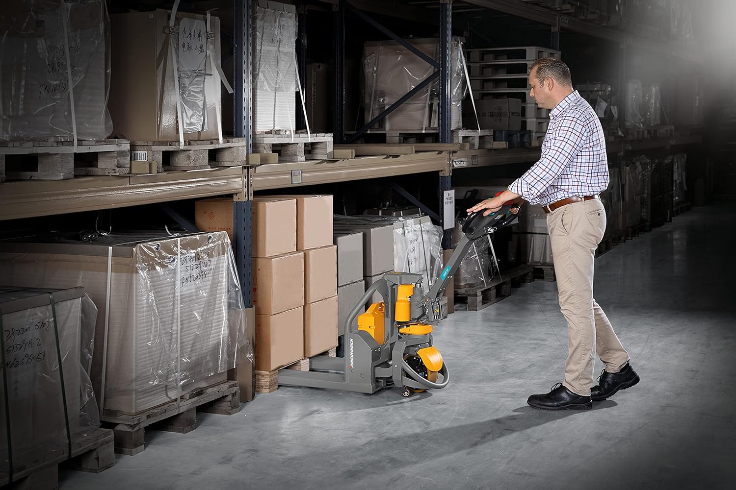 Jungheinrich AME 13 Electric pallet truck