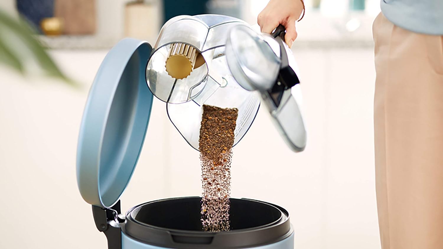 Philips Series 9000 Beutelloser Staubsauger – 900 W, für Jede Art von Boden, mit Allergy H13-Filter und TriActive Ultra-Düse (XB9154/09)