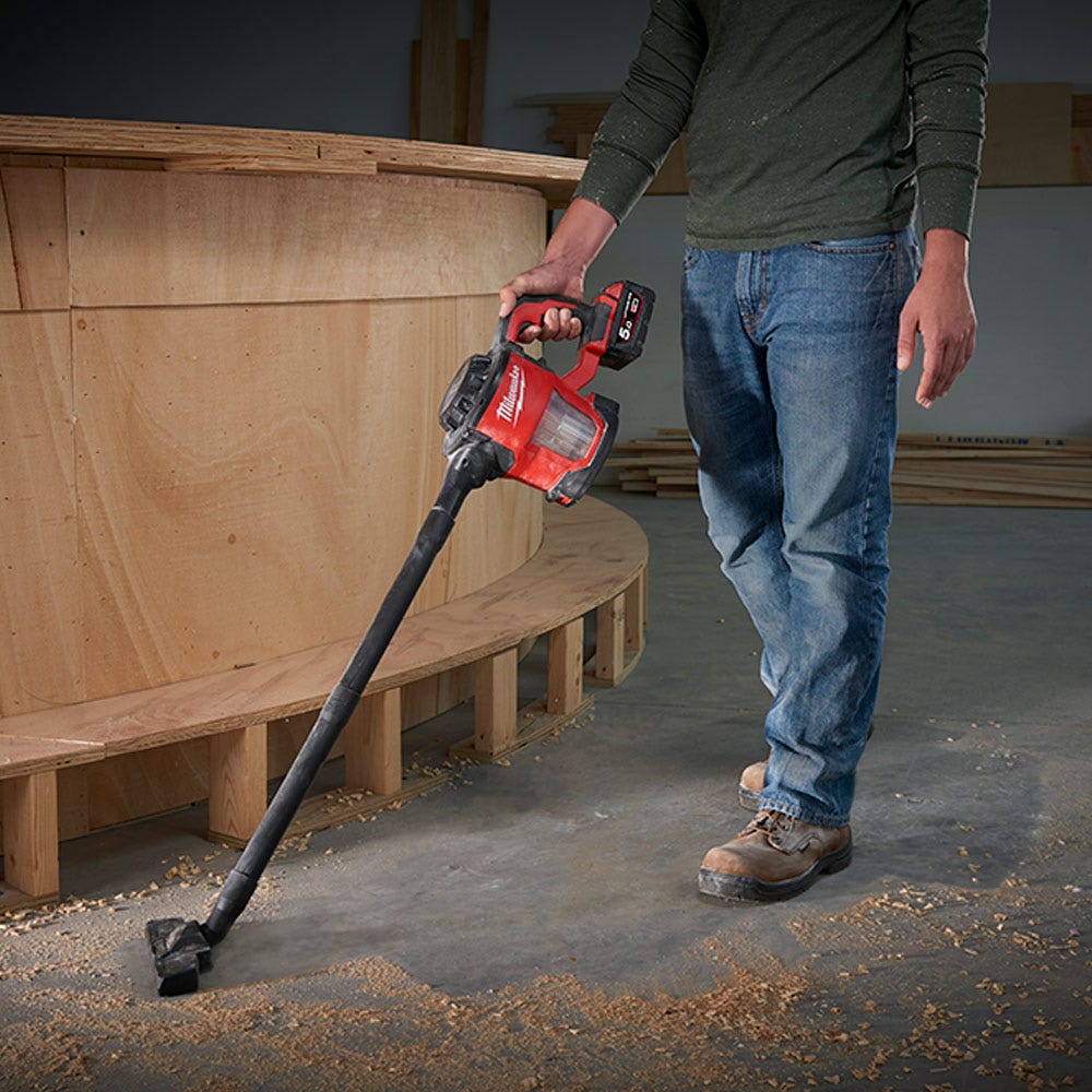 MILWAUKEE 18V Vacuum Skin with Attachments M18CV-0