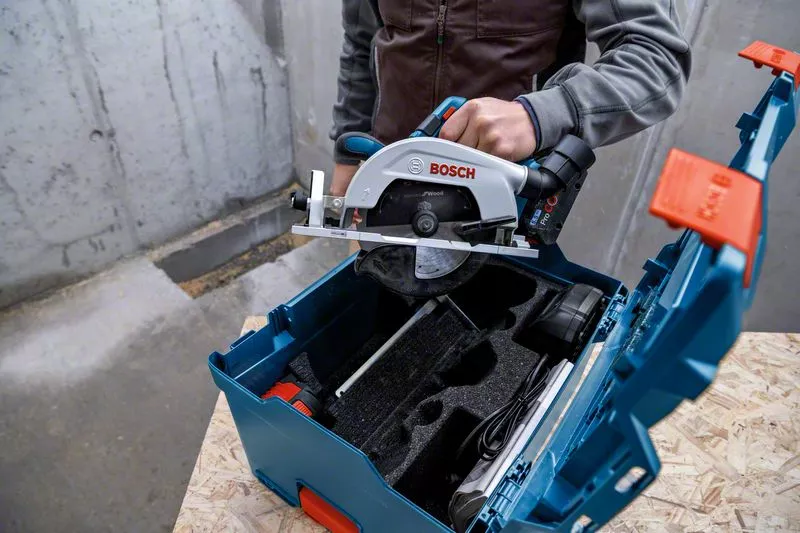 BOSCH COMBI-KIT 5 18V TOOLS