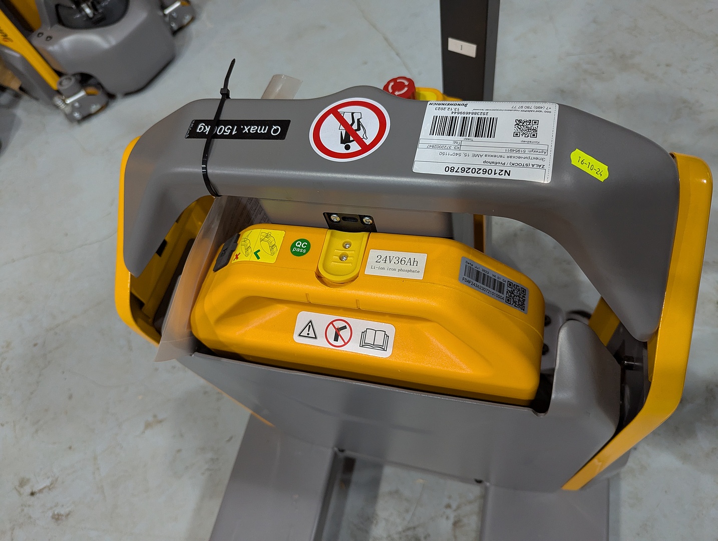 Jungheinrich AME 15 Electric pallet truck