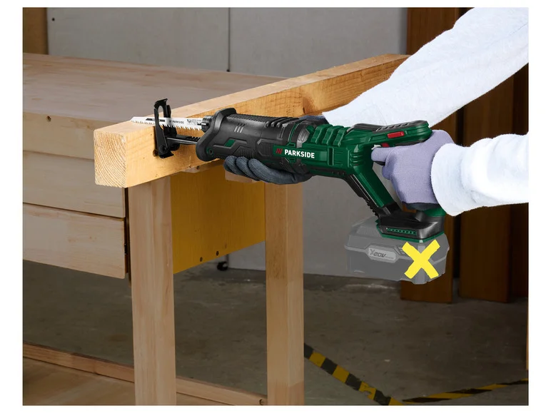 PARKSIDE Scie sabre sans fil PSSA 20-Li B2, 20 V