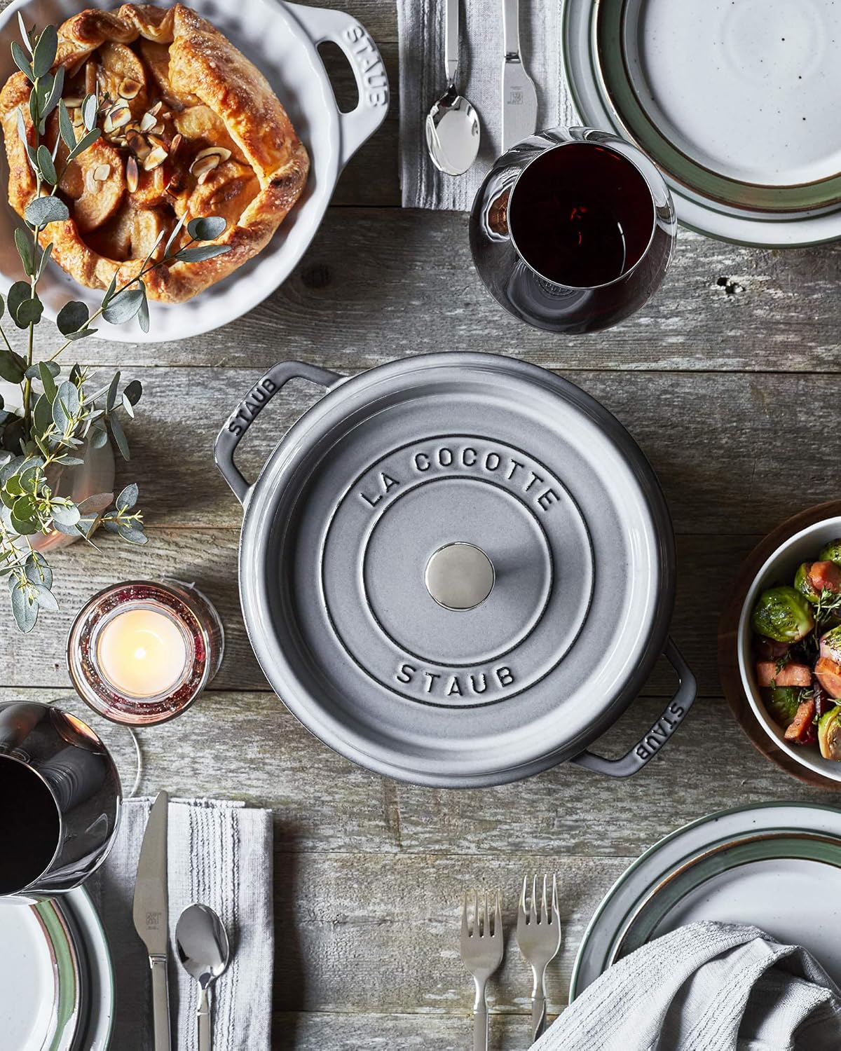 Staub 4-Quart Round Casserole 4-quart cherry