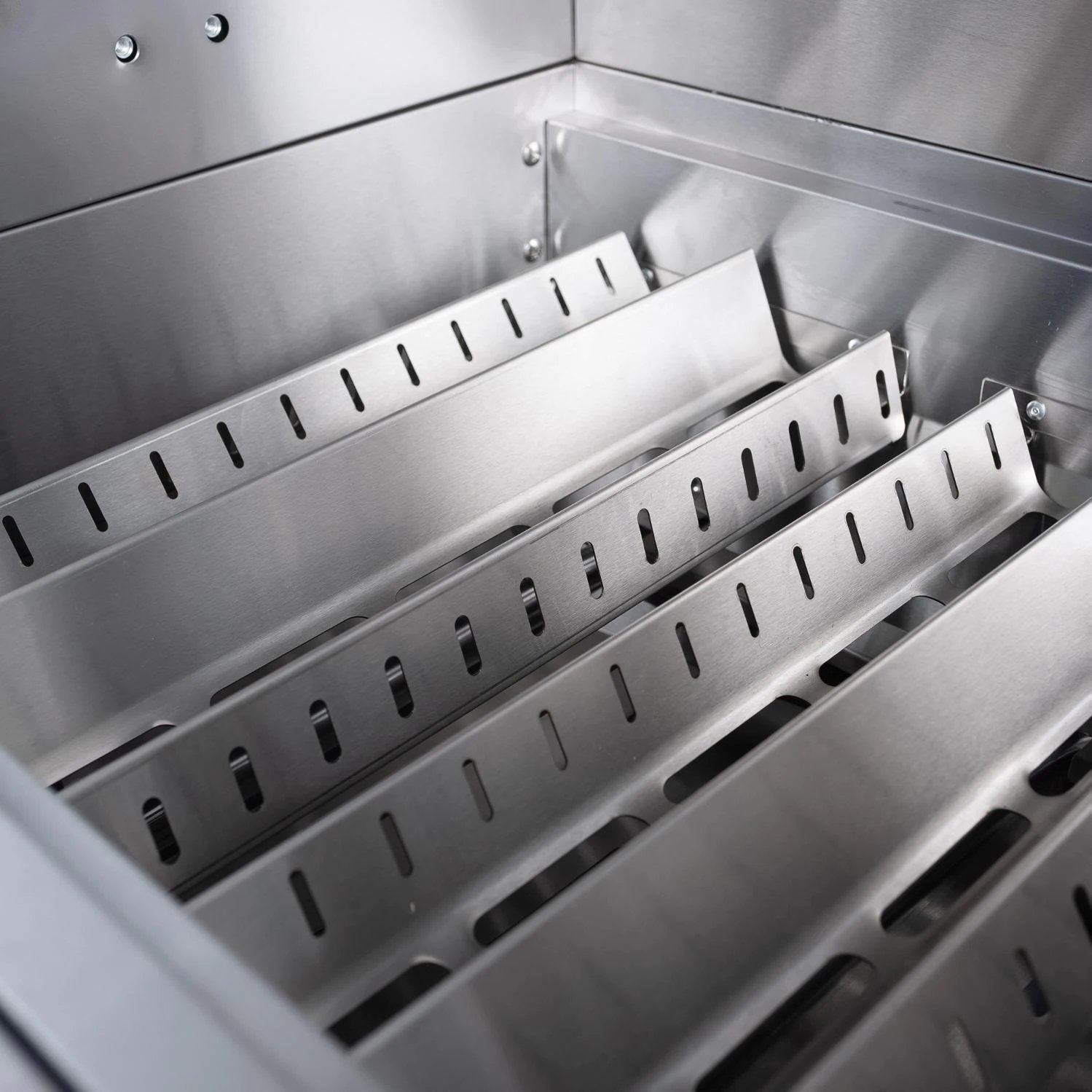 Victory 3-Burner Propane Gas Grill With Infrared Side Burner - BBQ-VCT3BSB-LP