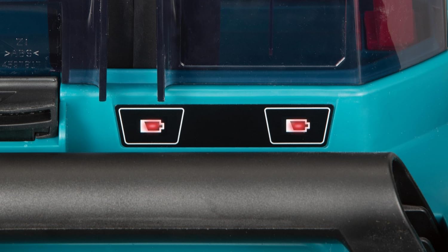 Makita DLM382PM2 Akku-Rasenmäher 2x18 V / 4,0 Ah, 2 Akkus + Doppelladegerät