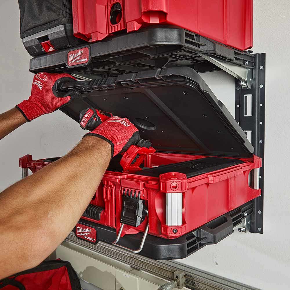 MILWAUKEE 2-Piece Vertical E-Track Rails for PACKOUT™ Racking Shelves 48228482