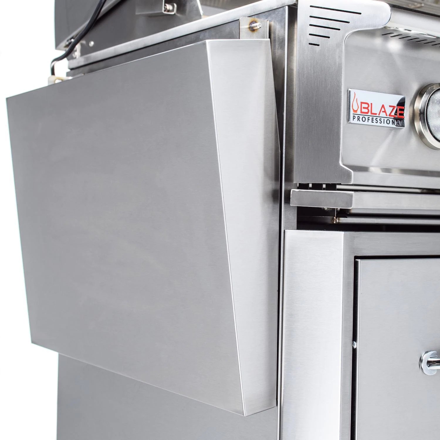 Blaze Professional LUX 34-Inch 3-Burner Propane Gas Grill With Rear Infrared Burner - BLZ-3PRO-LP