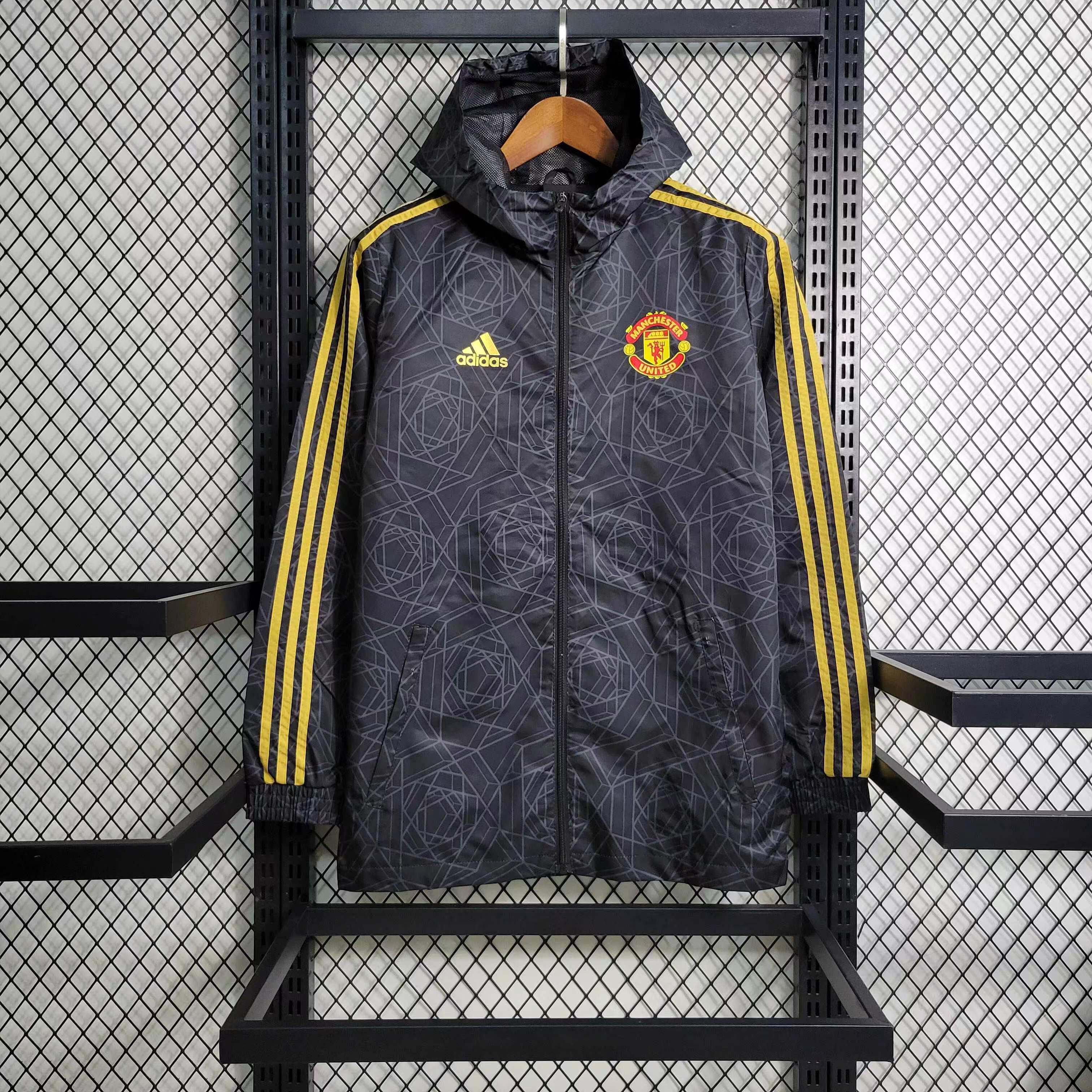 2023/2024 Man Utd Windbreaker black