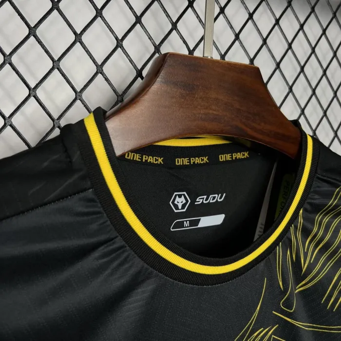 Wolverhampton Wanderers Away Jersey 24/25 Football Kit 1:1 Thai Quality