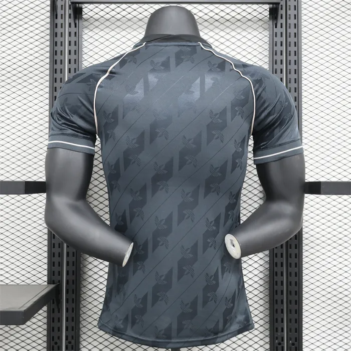 Player Version Real Madrid Black Retro Jersey 24/25 Football Kit 1:1 Thai quality