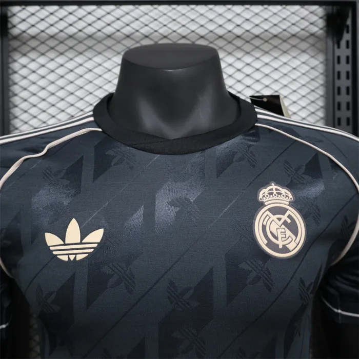 Player Version Real Madrid Black Retro Jersey 24/25 Football Kit 1:1 Thai quality