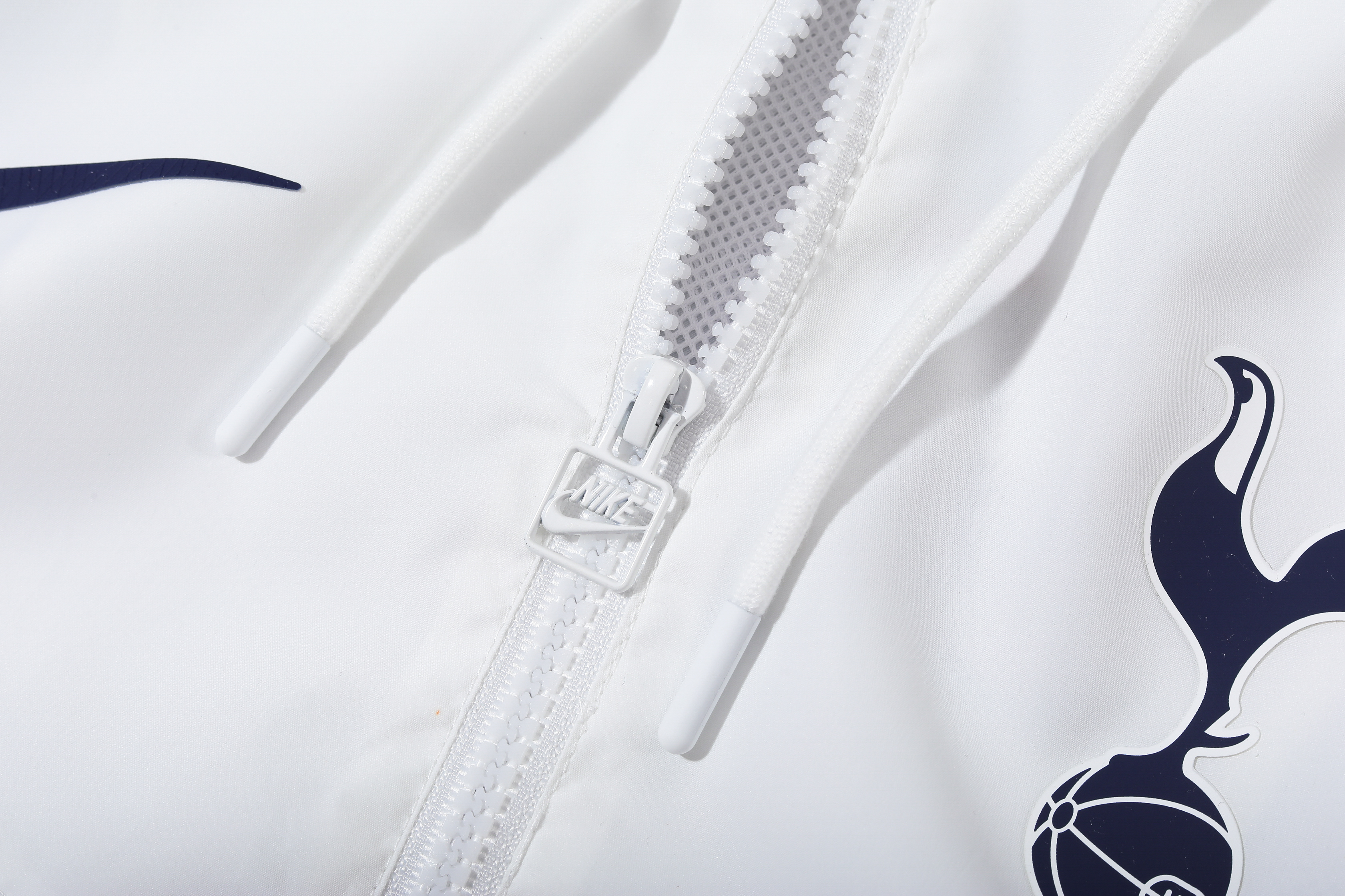 24/25 Tottenham White Windbreaker Jacket 1:1 Thai quality