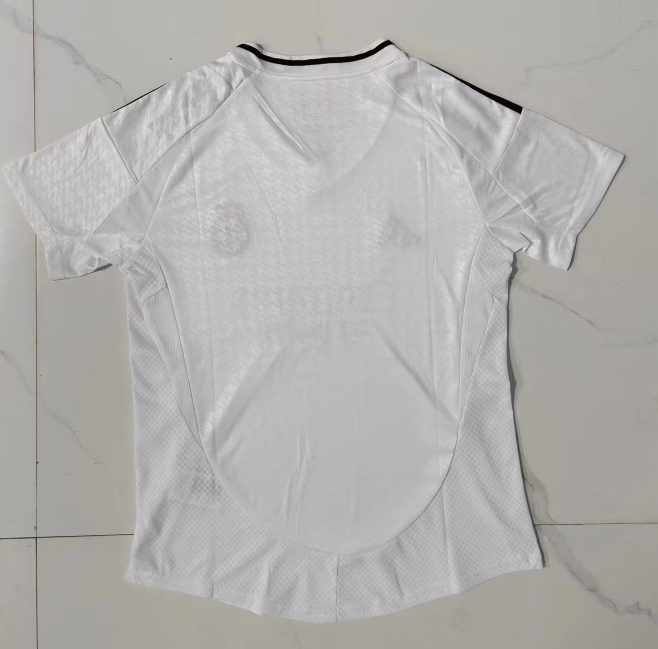 24/25 Women's Real Madrid Home Football Jersey 1:1 Thai Quality