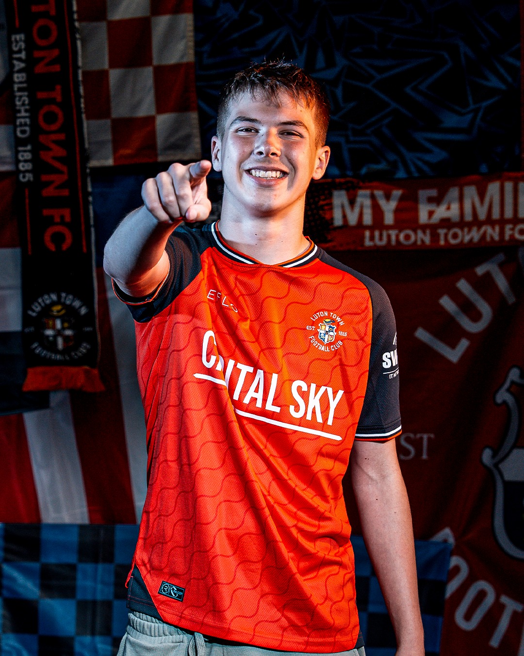 25/26 Luton Town Home Kit 1:1 Thai Quality