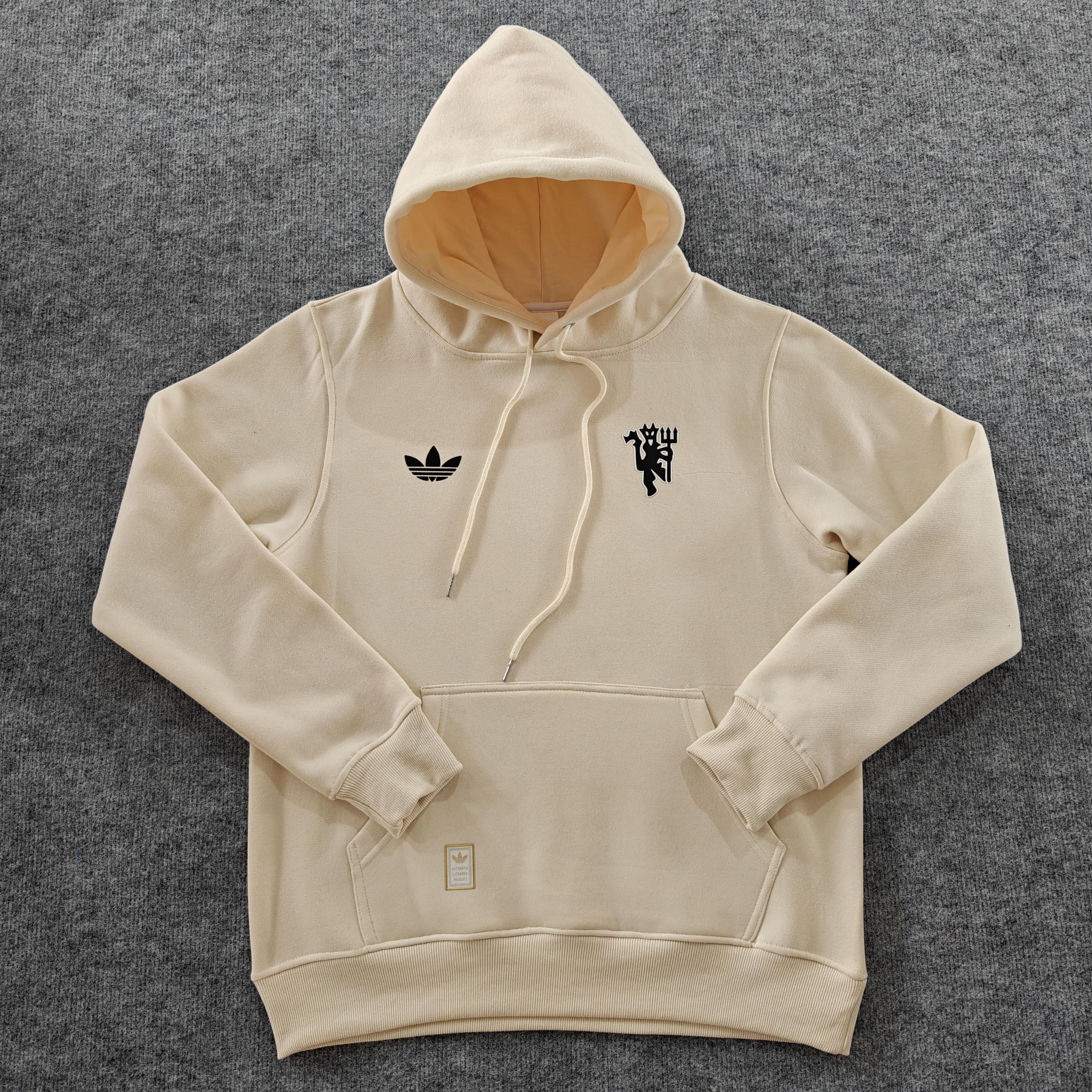 24/25 Manchester United players apricot hoodie 1:1 Thai quality