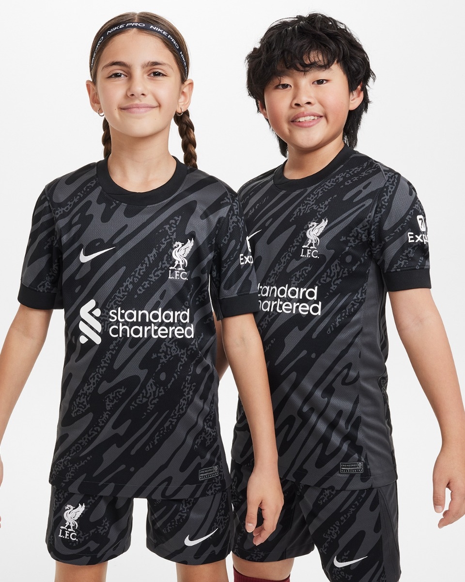 Kids Liverpool 24-25 Premier League Champions Black GK Kit 1:1 Thai Quality