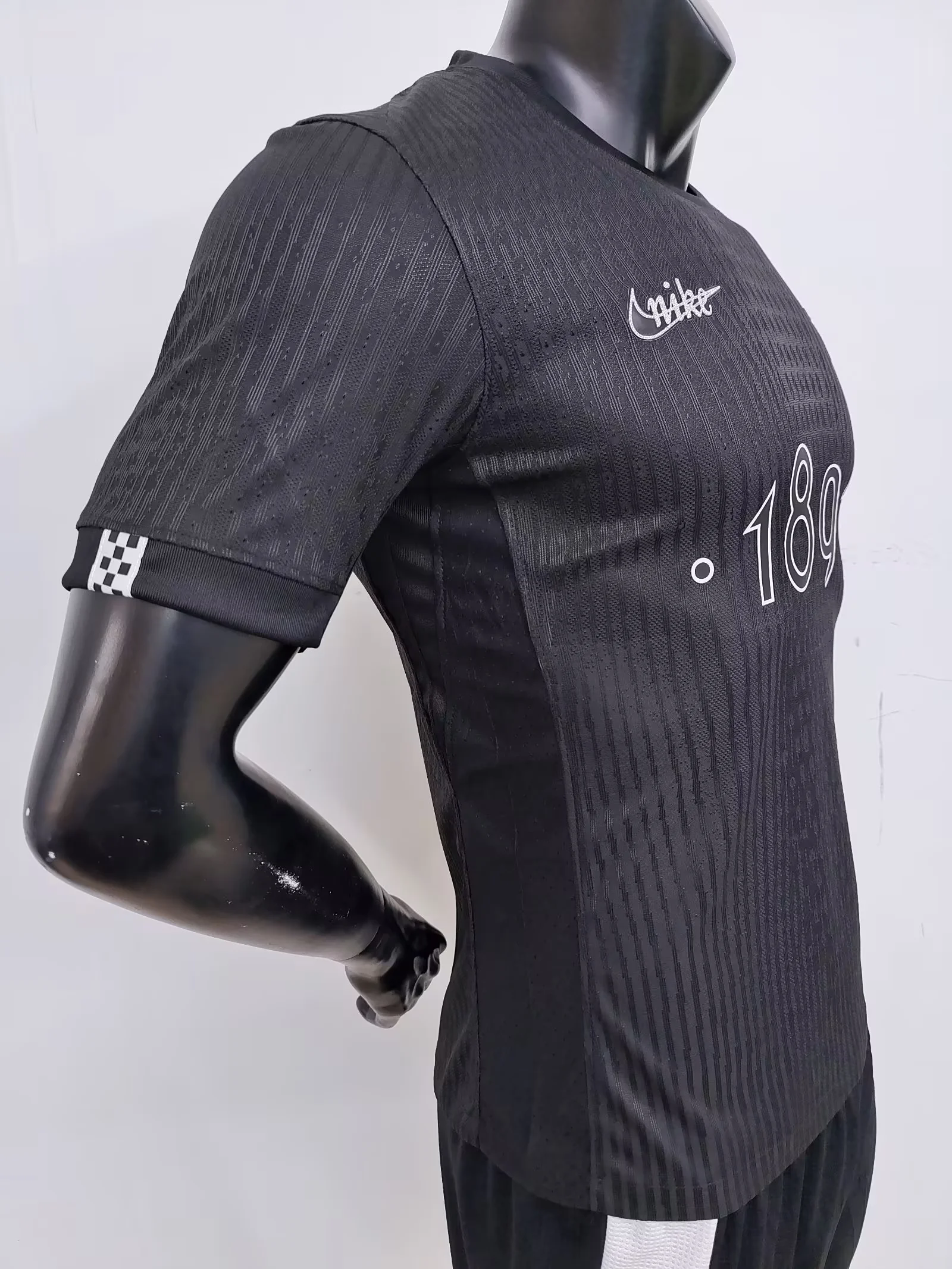 player version 25-26 AIK Stockholm Smokinglirare Anniversary black jersey