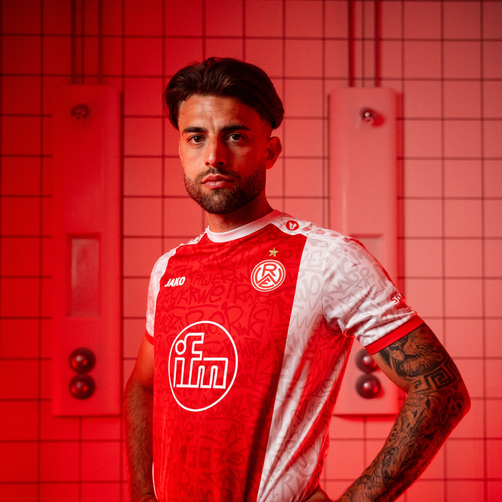 Rot-Weiss Essen 25-26 Home