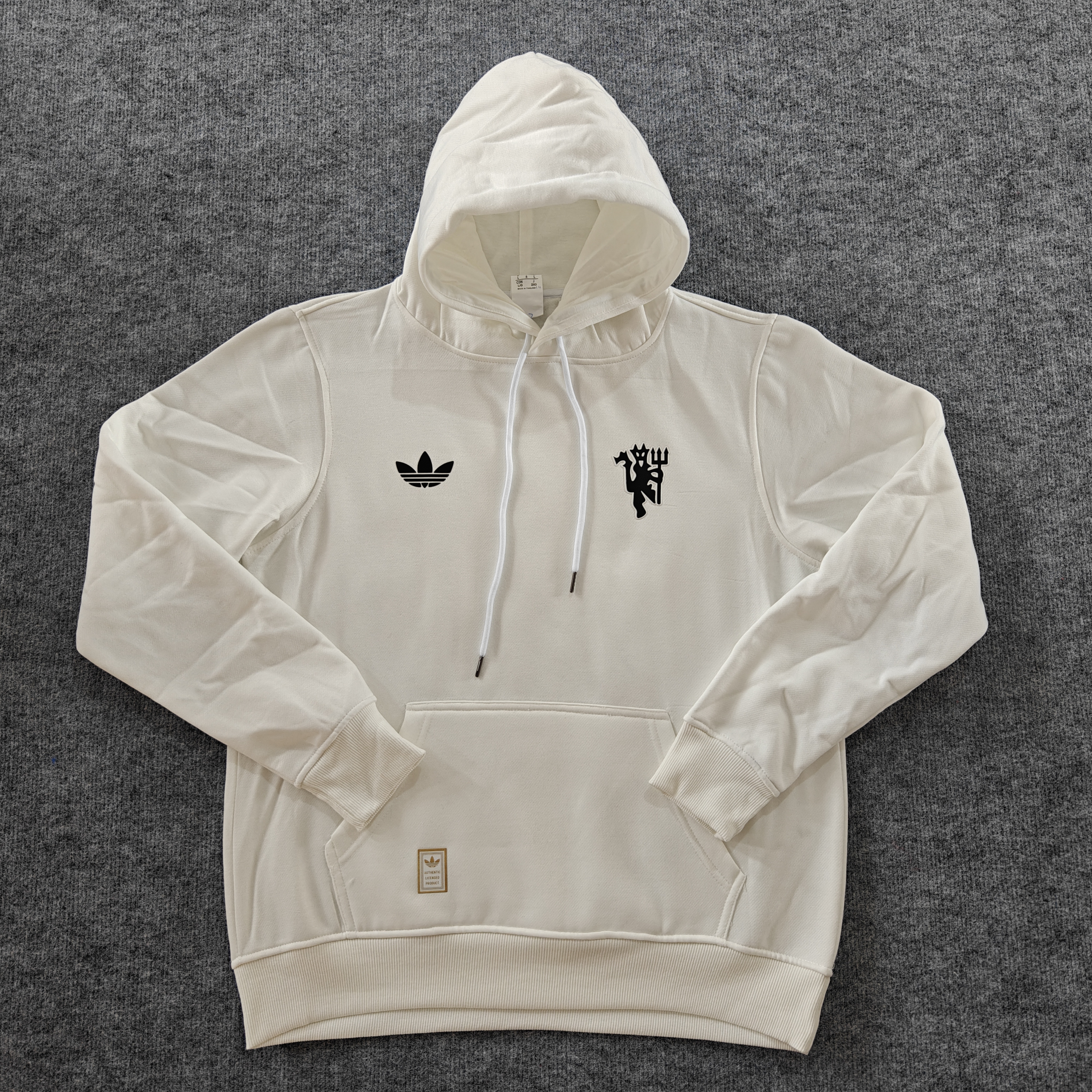 24/25 Manchester United players white hoodie 1:1 Thai quality