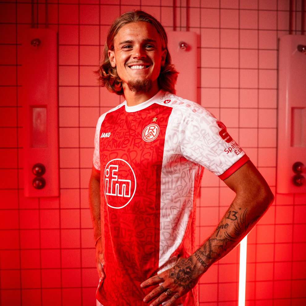 Rot-Weiss Essen 25-26 Home