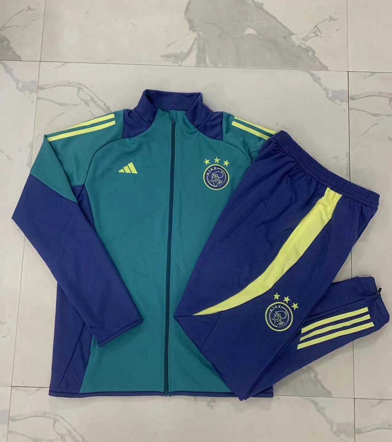 2425 long pull Ajax green children's clothing 1:1 Thai Quality Set