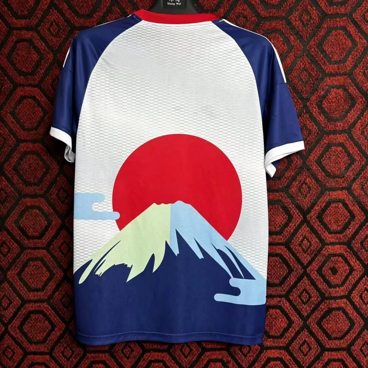 24/25 Japan