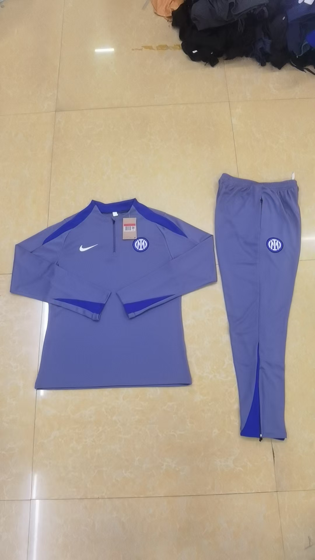 24/25 Grey Inter Milan 1:1  Thai Quality Set