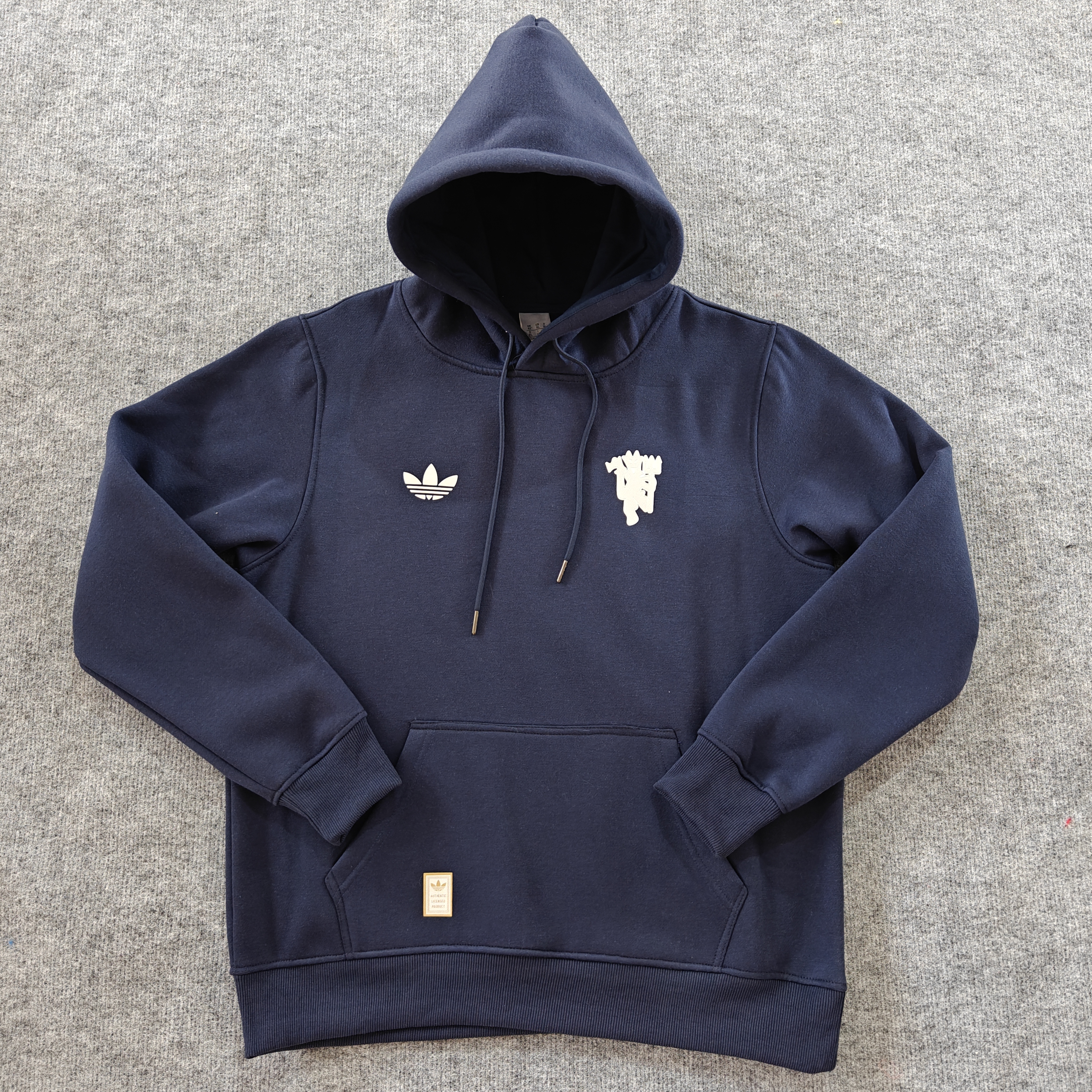 24/25 Manchester United players dark blue hoodie 1:1 Thai quality