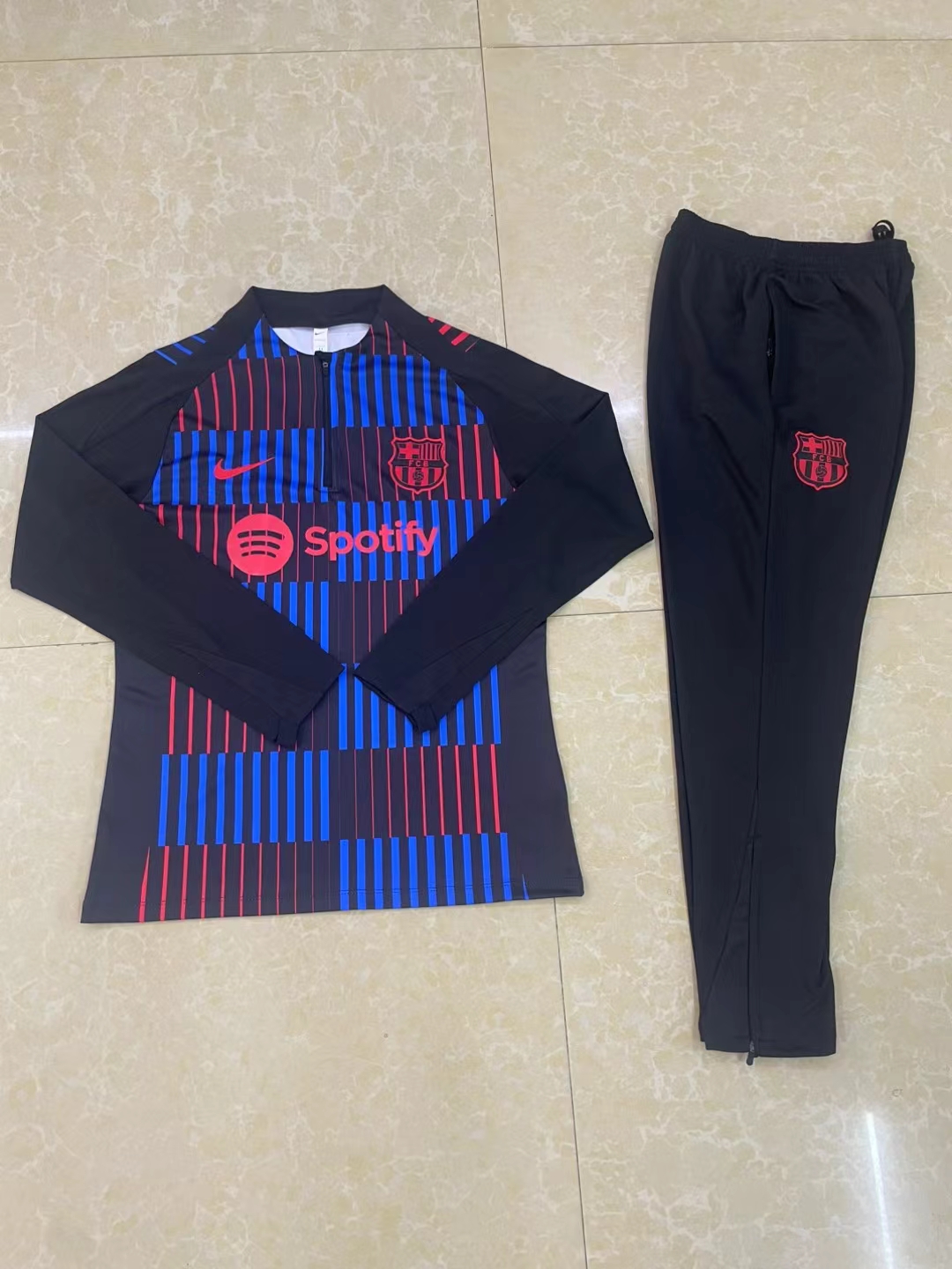 24/25 red and blue Barcelona  1:1 Thai quality