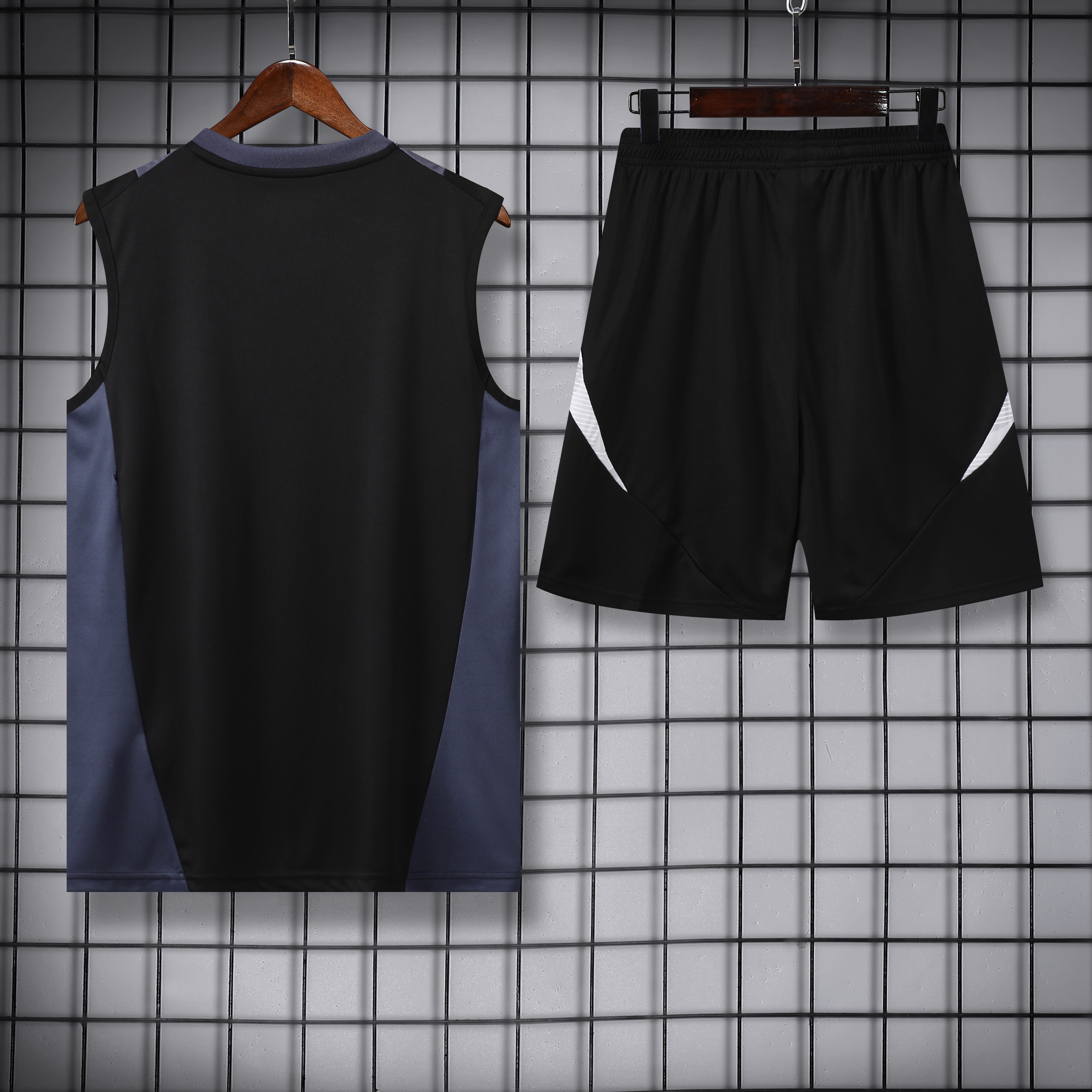 24/25 Man Utd training tank top 1:1 Thai quality