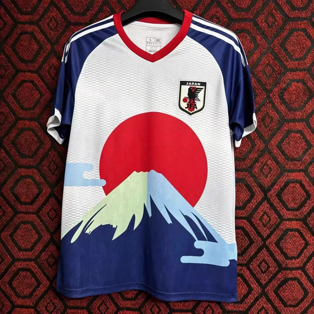 24/25 Japan