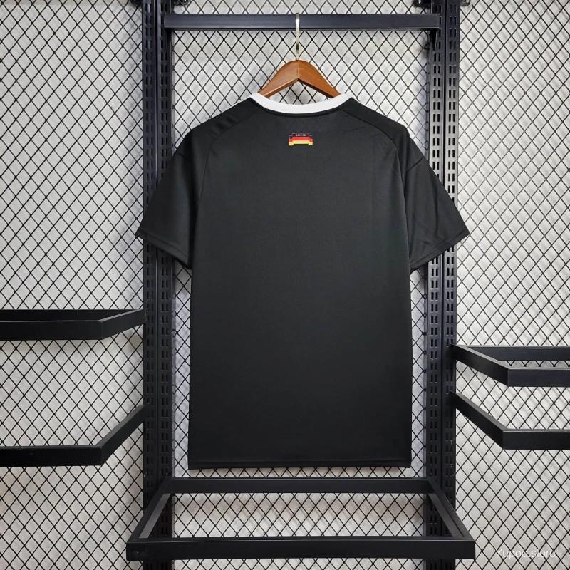 24/25 AS Roma Black Pre-match Jersey 1:1 Thai Quality
