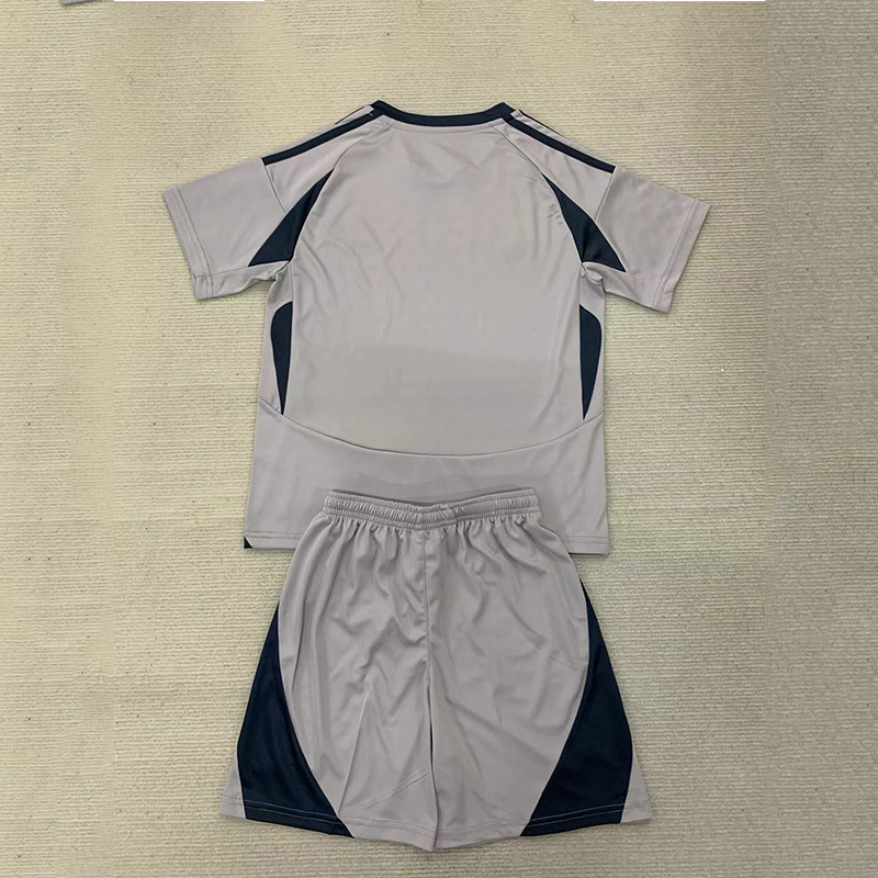 24/25 Aberdeen Third Jersey + shorts