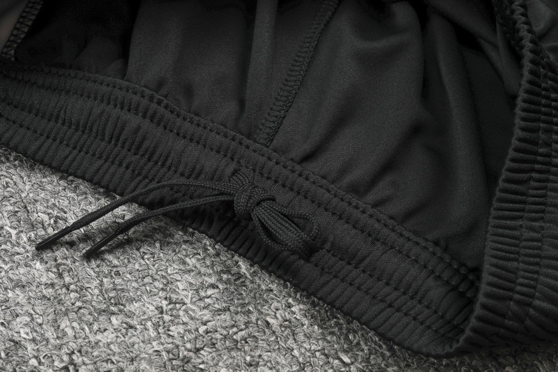 24/25 Real Madrid black half-zip training suit 1:1 Thai quality