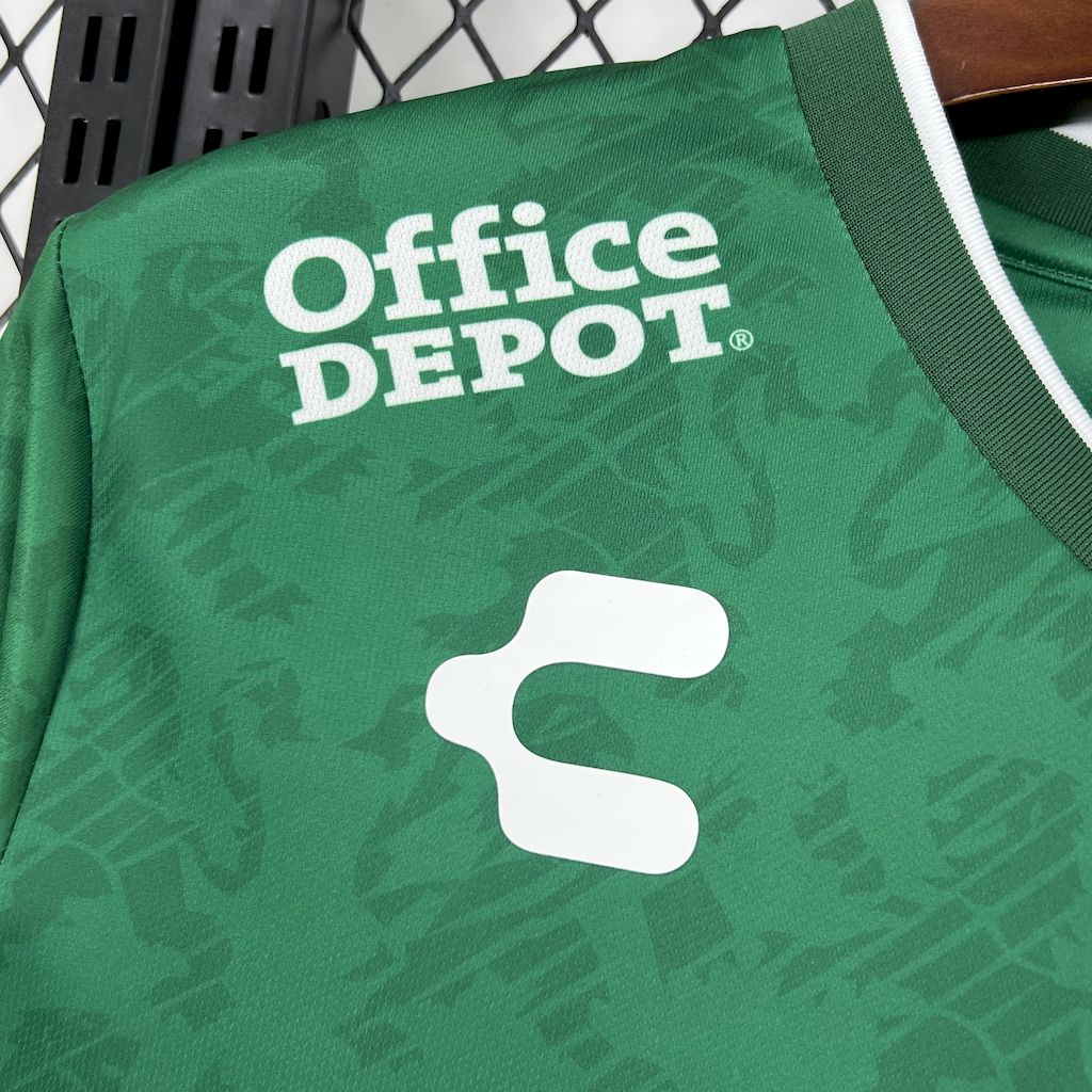 24/25 León Home Football Shirt 1:1 Thai Quality