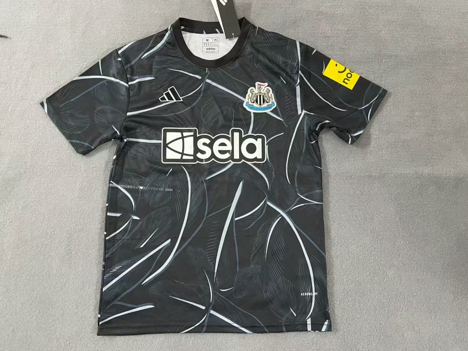 24/25 Newcastle United pre-match jersey 1:1 Thailand quality