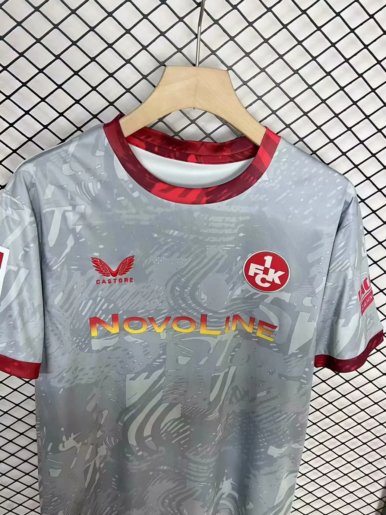 24/25 Kaiserslautern Away Football Jersey 1:1 Thai Quality