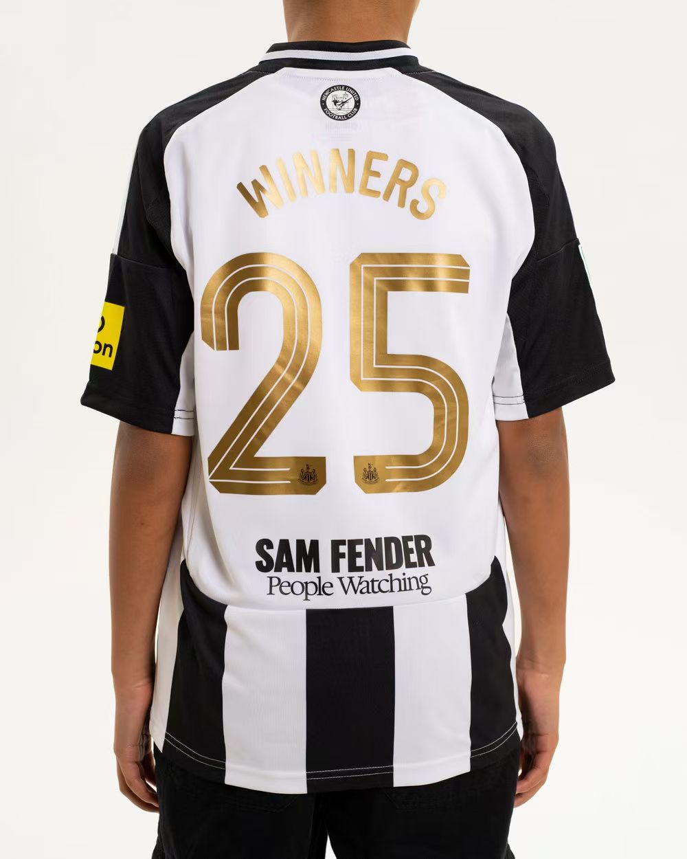 Newcastle United Kids' Carabao Cup 2025 Winners Shirt ( EFL Cup patch + 2025 EFL Cup Winners Logo)