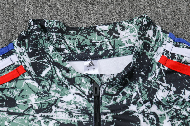 24/25 Manchester United green half-print training suit 1:1 Thai quality