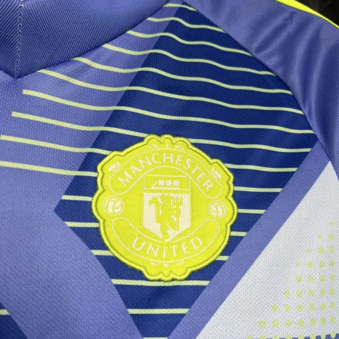 24/25 Manchester United Blue Goalkeeper Jersey 1:1 Thai Quality