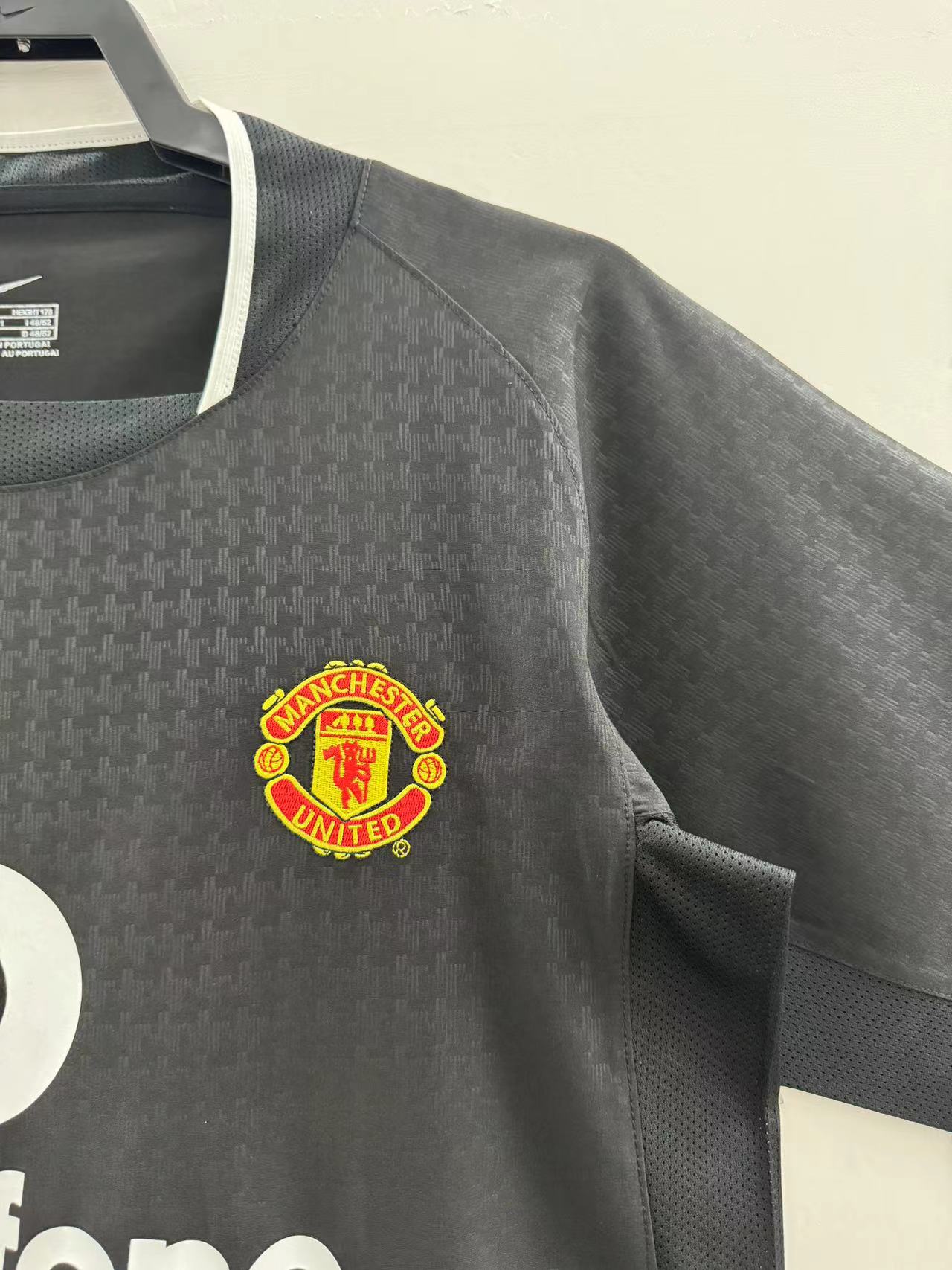 2003-04 Retro Manchester United Away Football Jersey 1:1 Thai Quality