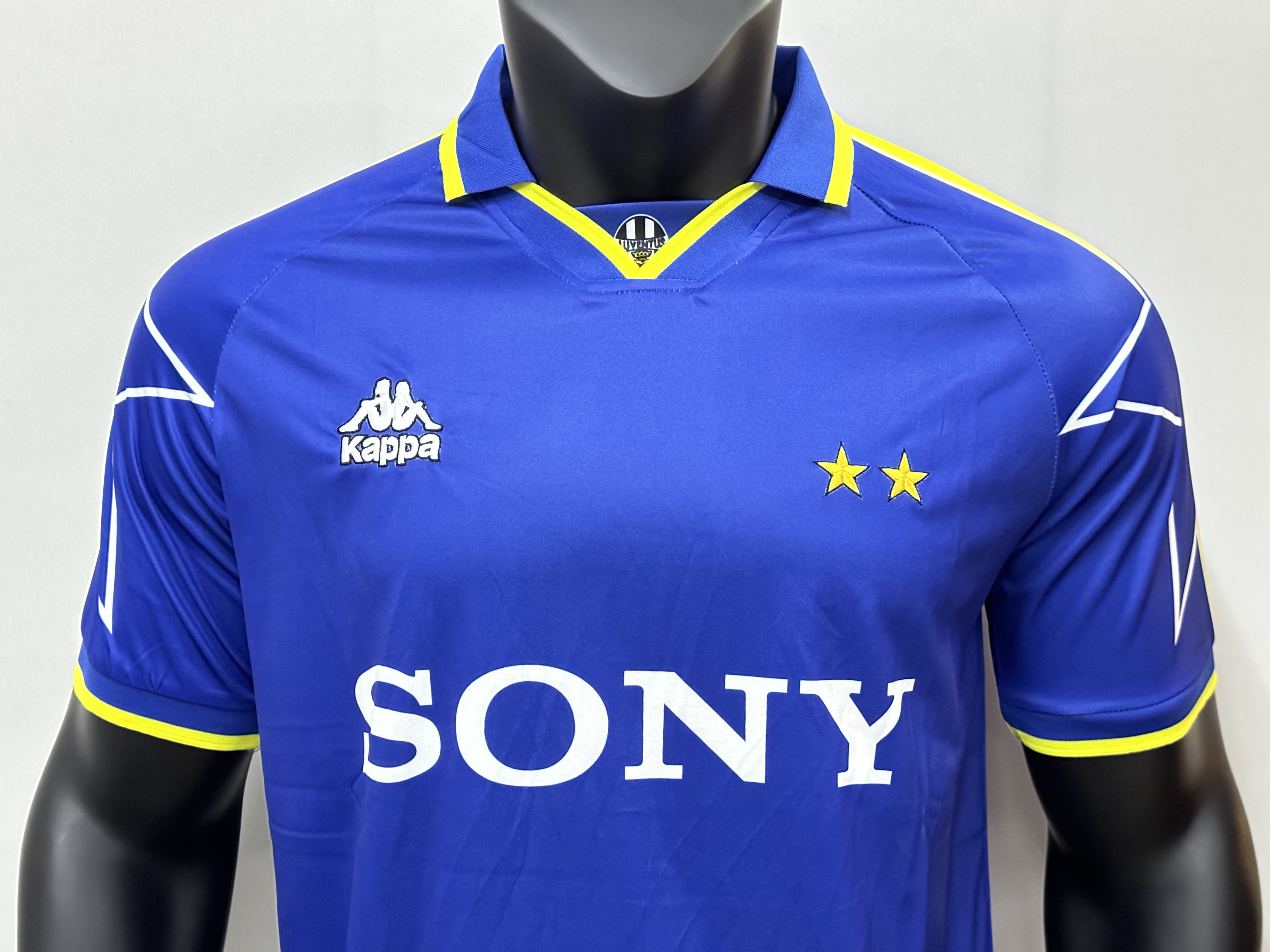 95-96     Retro Juventus away 1:1 Thai quality
