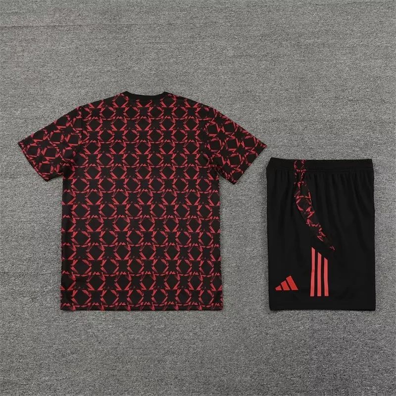 2024/2025 Man Utd Training Wear Suit Shirt 1:1 Thai Quality