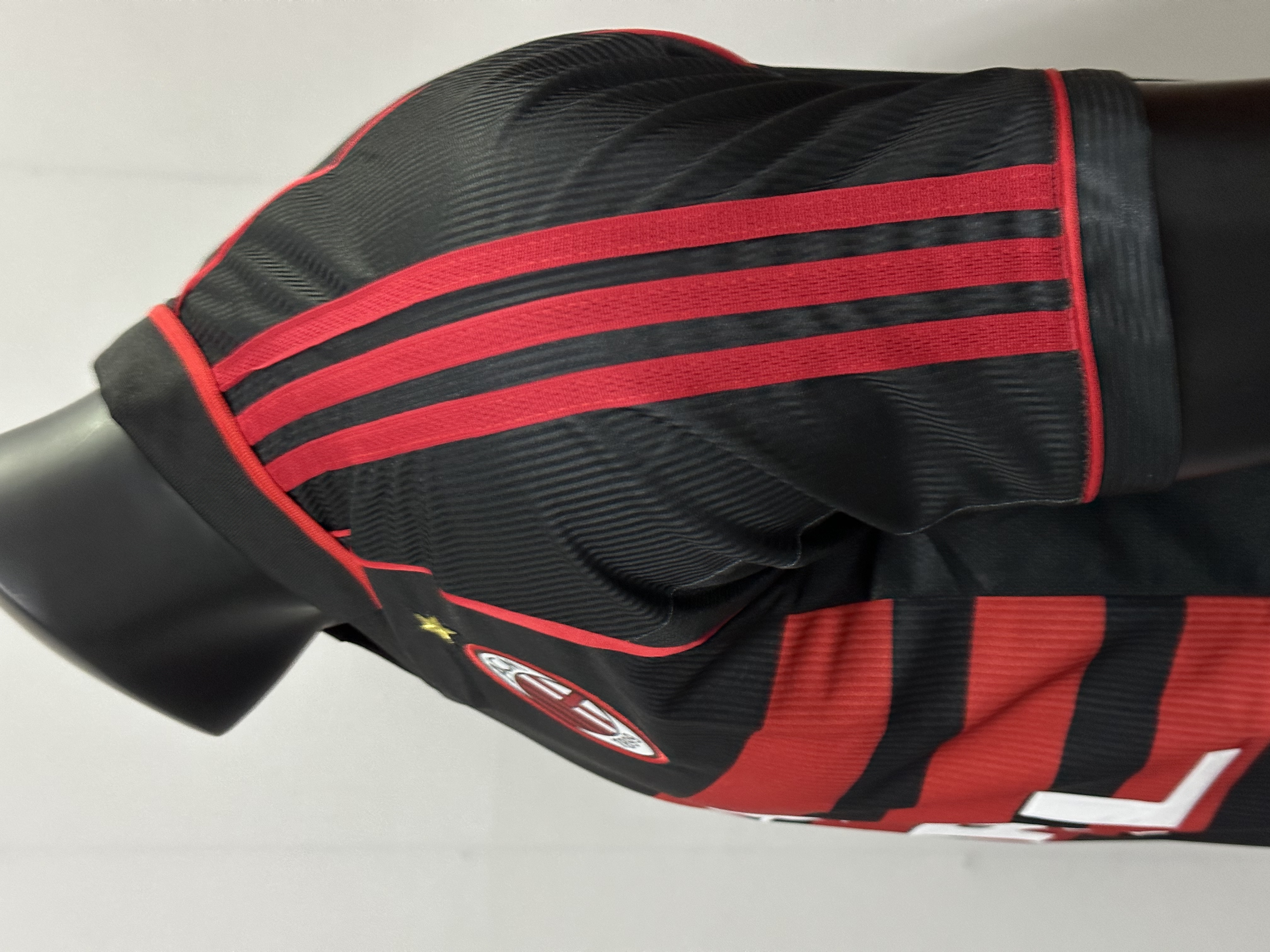 98/99  Retro AC Red and Black Away 1:1 Thai quality