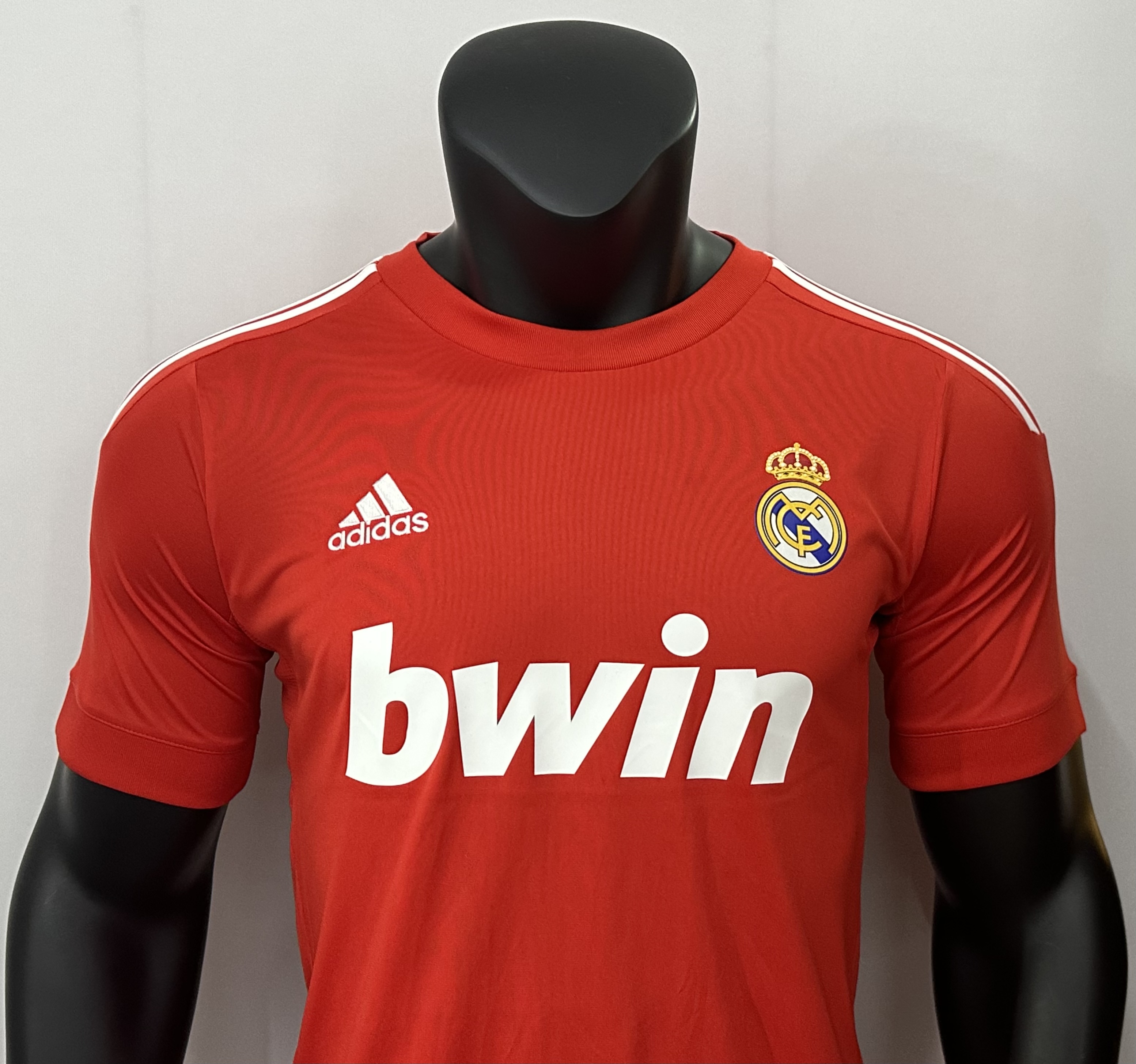 11/12  Retro  Real Madrid away 1:1 Thai quality