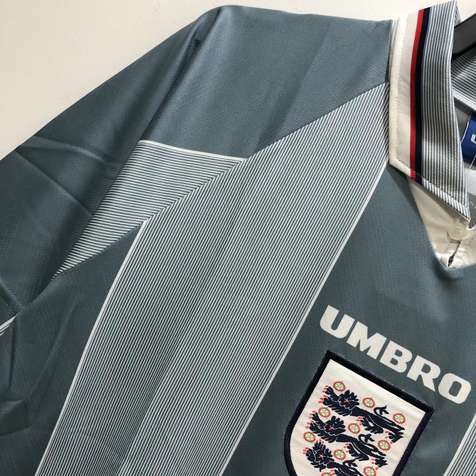 1996 Retro England Away Football Jersey 1:1 Thai Quality