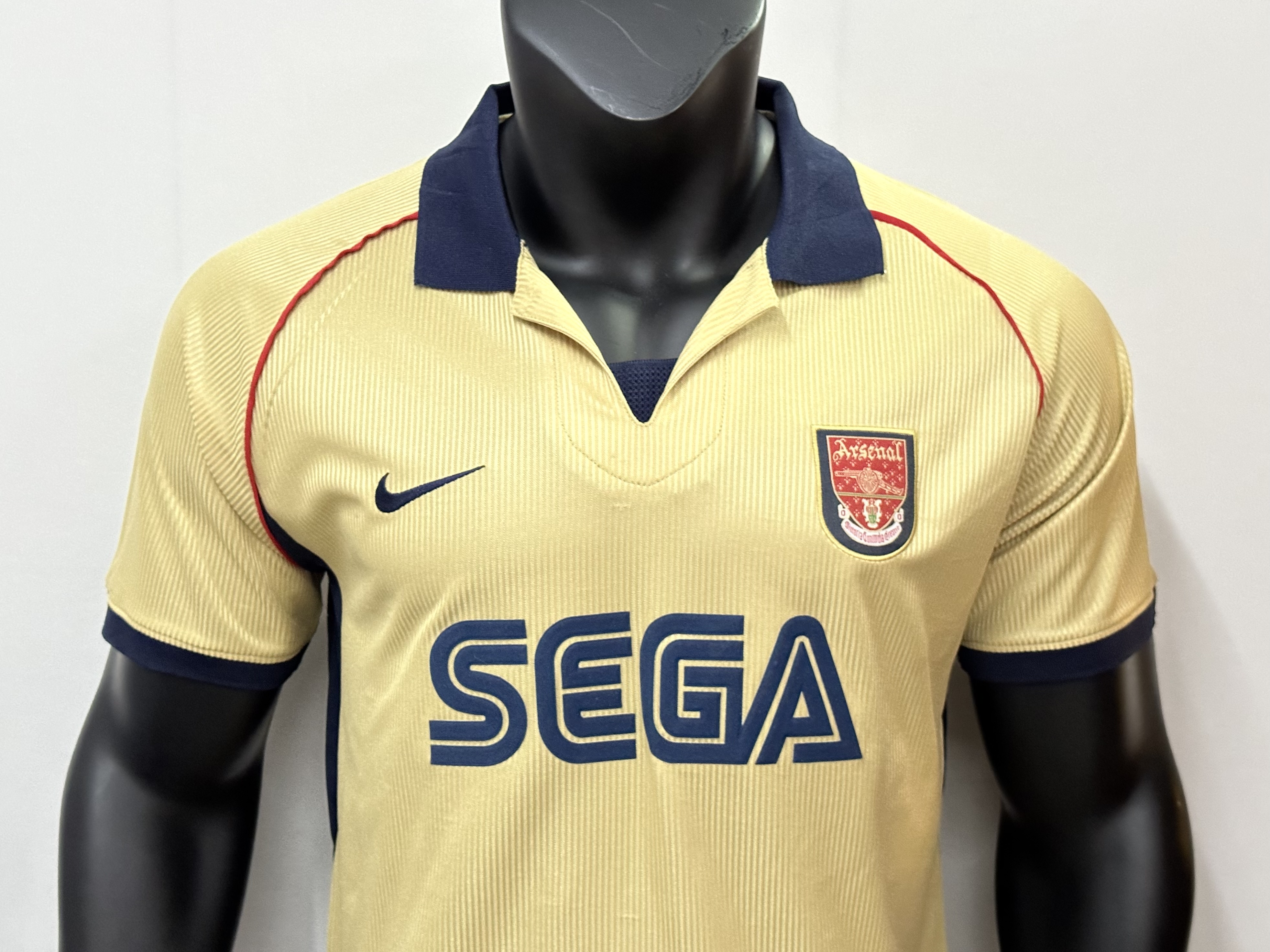 01/02  Retro   Arsenal away 1:1 Thai quality